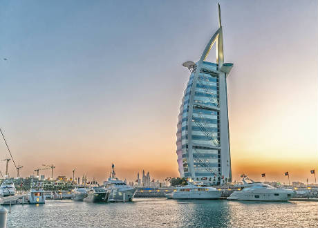 Gran Tour Giordania, Dubai e Emirati viaggio organizzato con voli da Bologna, Milano, Roma, Venezia