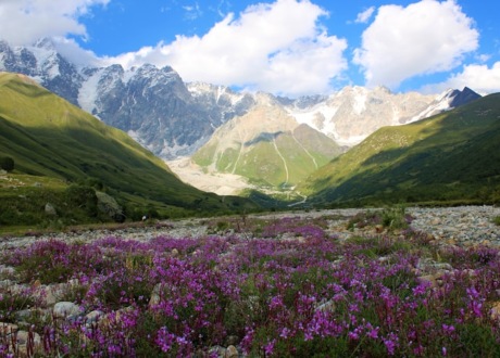 Tour Georgia Trekking nello Svaneti viaggio di gruppo organizzato con guida in italiano